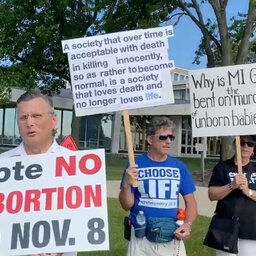 Pro-life and pro-choice protestors gather for second day at Oakland County courthouse over 1931 abortion ban