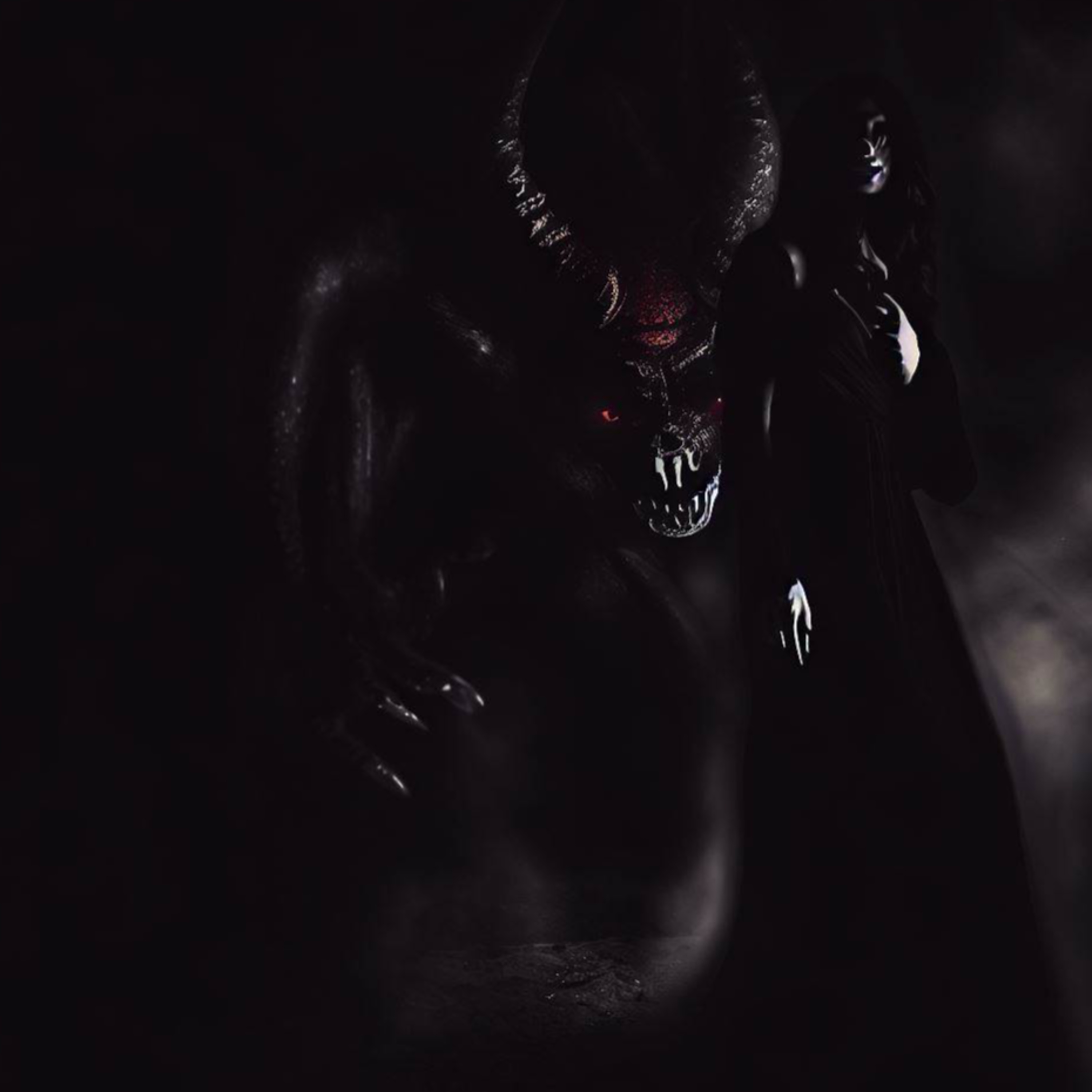 O papai sempre começa a rezar quando ele está irritado || A mulher de preto - NÃO DURMA - 😈#09