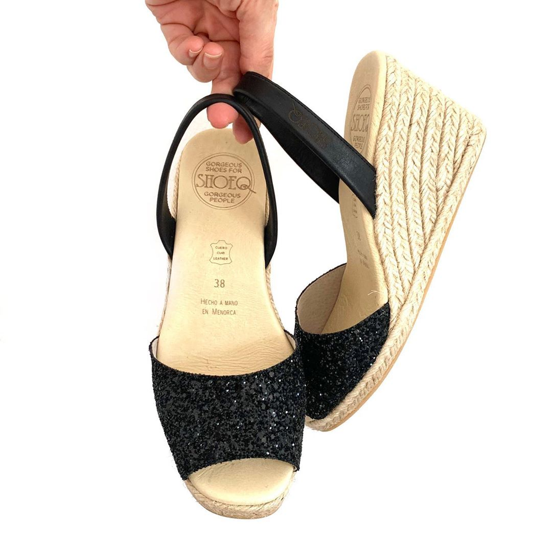 STARTUPS AND SIDE HUSTLES: Shoeq episode artwork