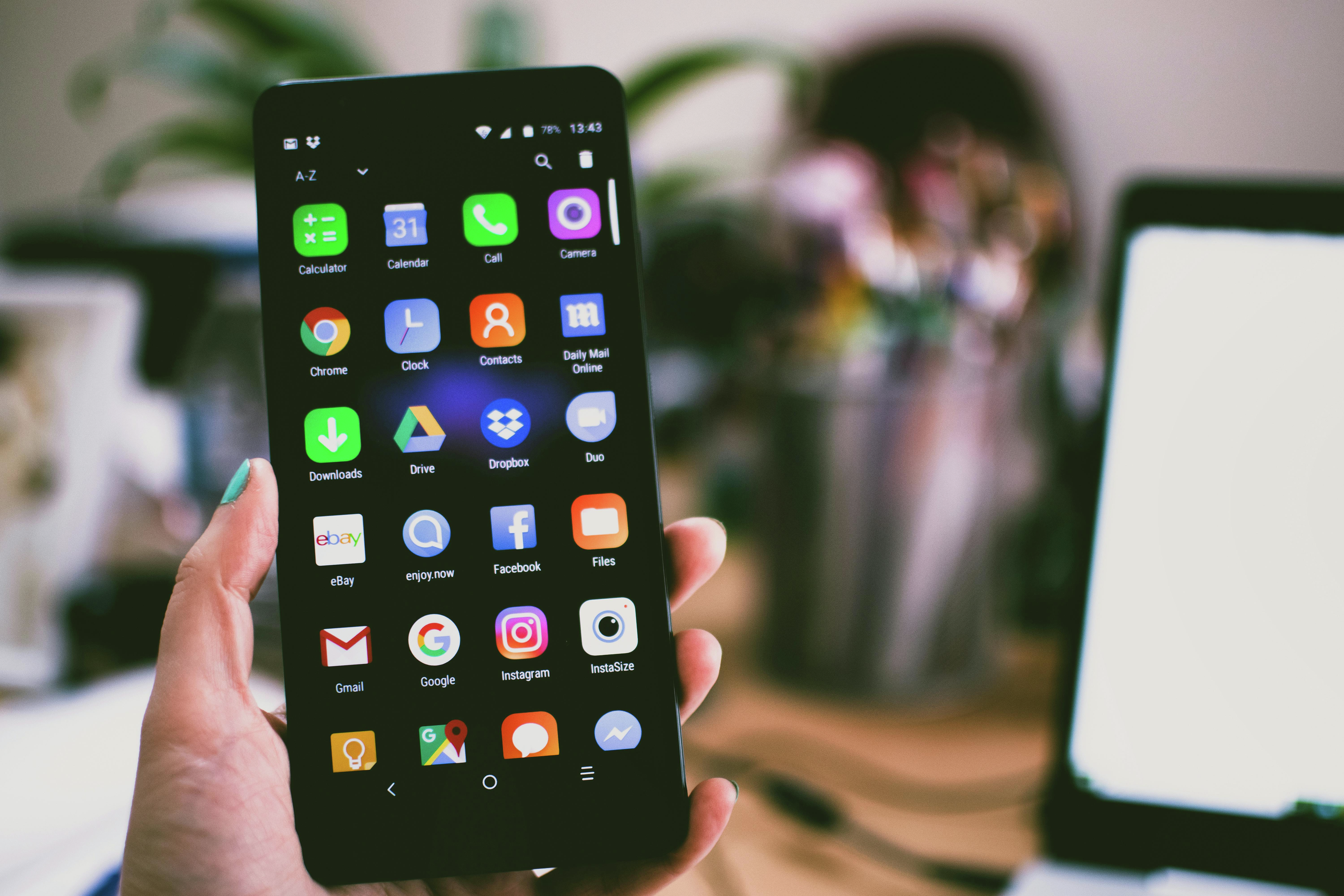 Tasmania's small businesses now subject to 'right to disconnect' laws