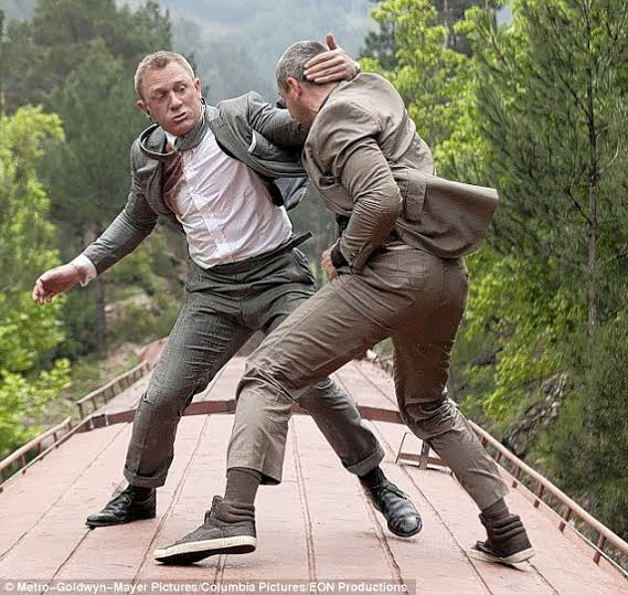 Just The Headlines - Daniel Craig Wants To Punch You / Russia Banned