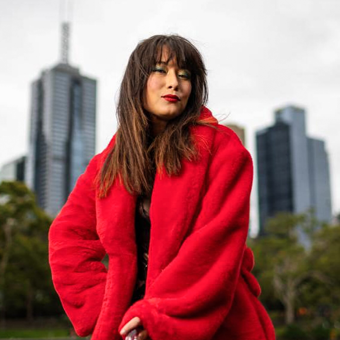 Elly-May Barnes Talks Debut Album ‘NO GOOD’ and Growing Up With Rock Royalty