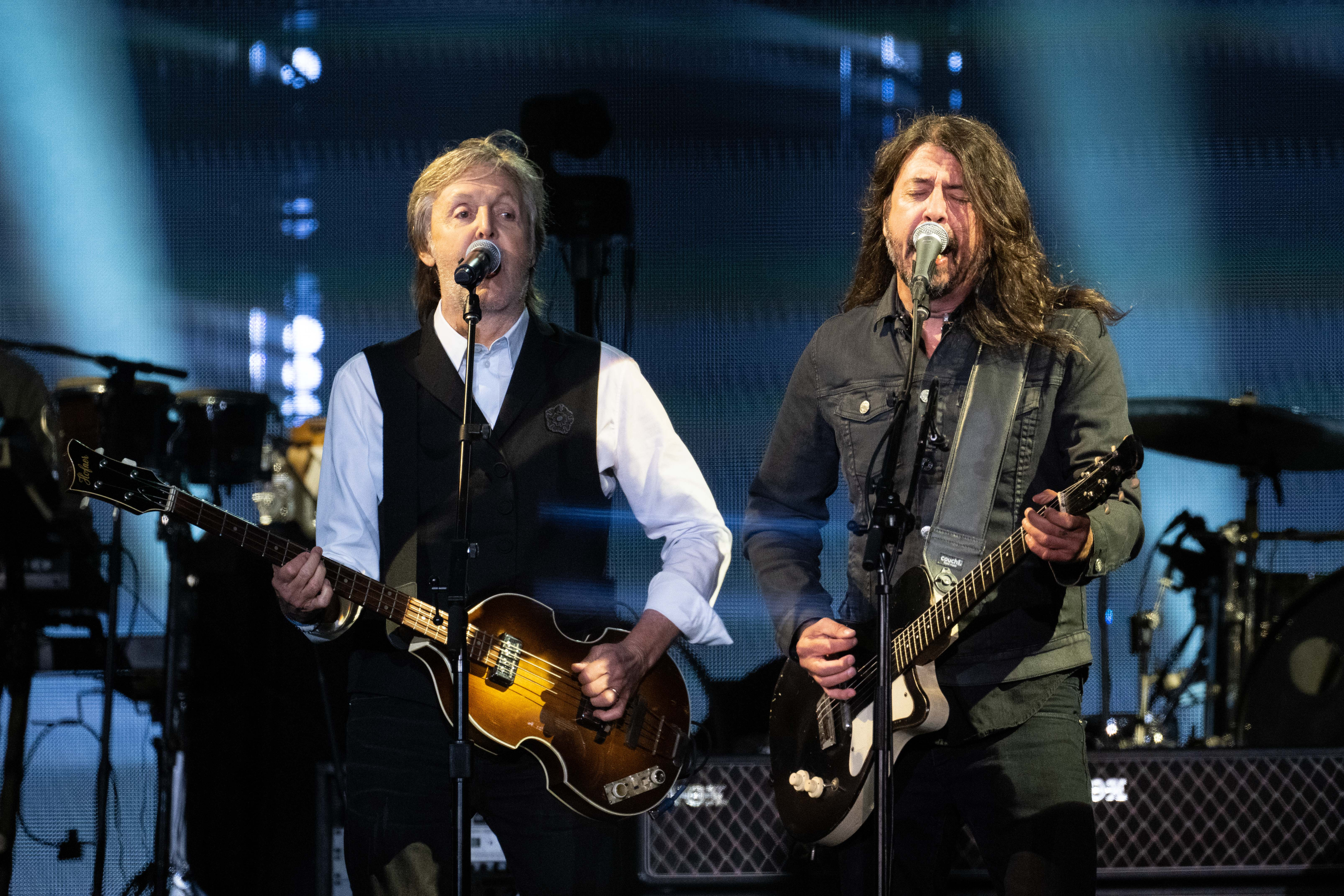 ROCK NEWS: AI Revives John Lennon for Upcoming Beatles Song Release + Foo Fighters Tickets