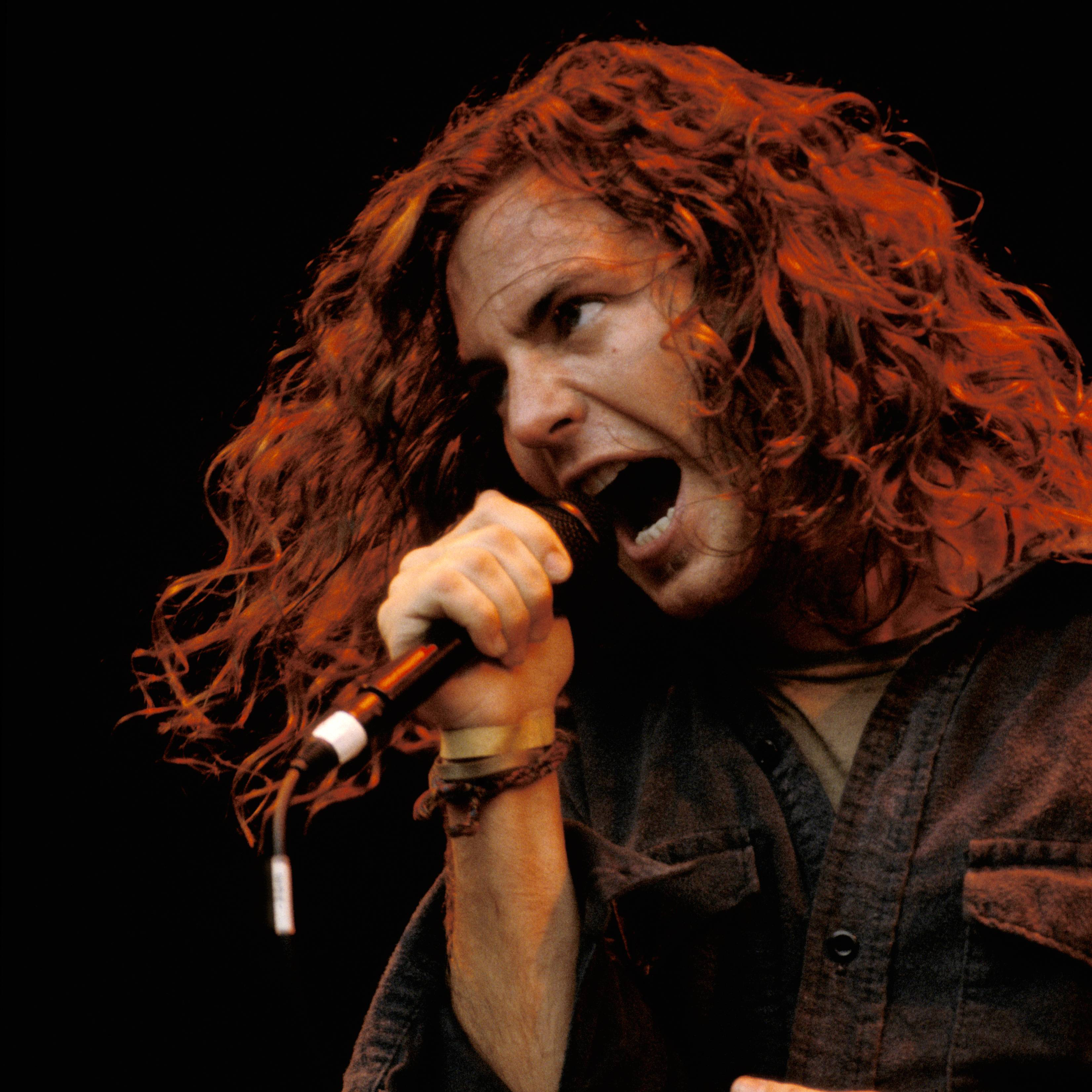 How Pearl Jam Flipped The Script With Vs.
