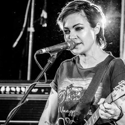 Sarah McLeod From The Superjesus Chats To Billy About Their Upcoming 20 Year Celebration Tour