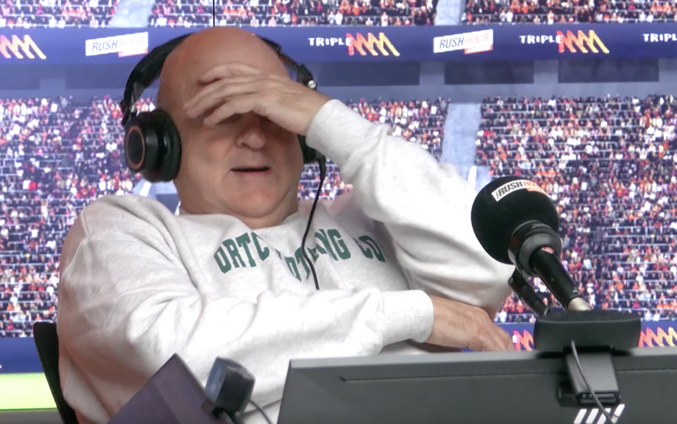 When Billy Brownless completely brushed George Wardlaw at The Bot episode artwork