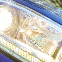ARE YOU USING YOUR HEADLIGHTS CORRECTLY?
