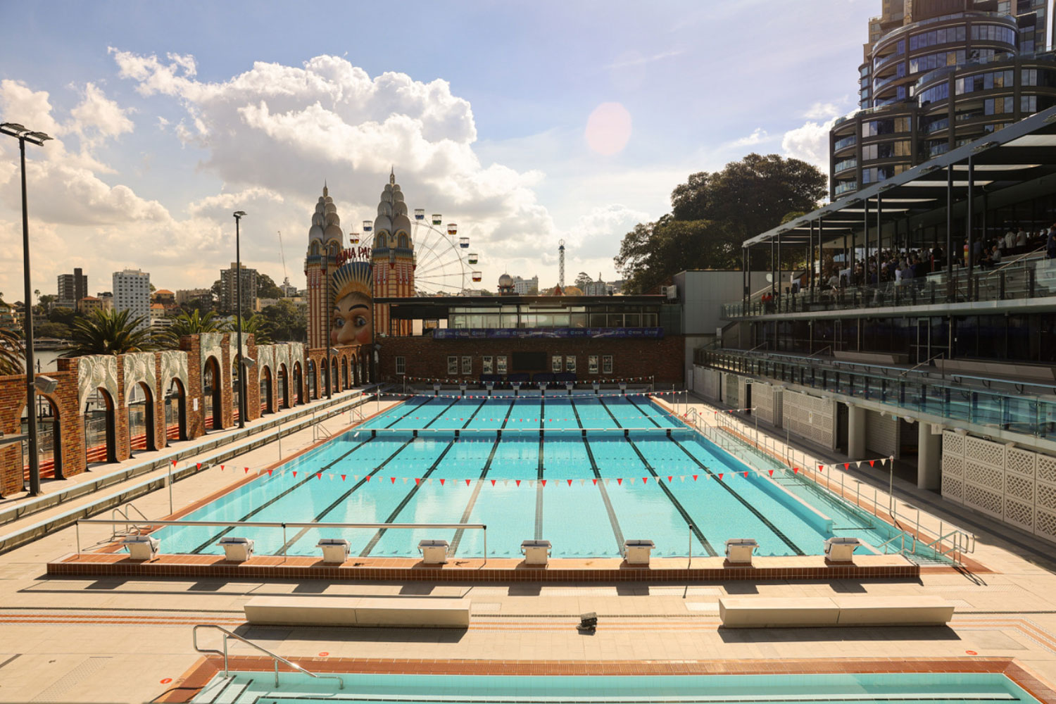 North Sydney Olympic Pool reopens with free entry all weekend episode artwork