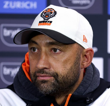 Wests Tigers coach "shocked" at Galvin's decision to leave after 2026