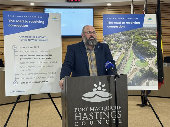 Community leaders ramp up calls for a fix to Port Macquarie's worst bottleneck