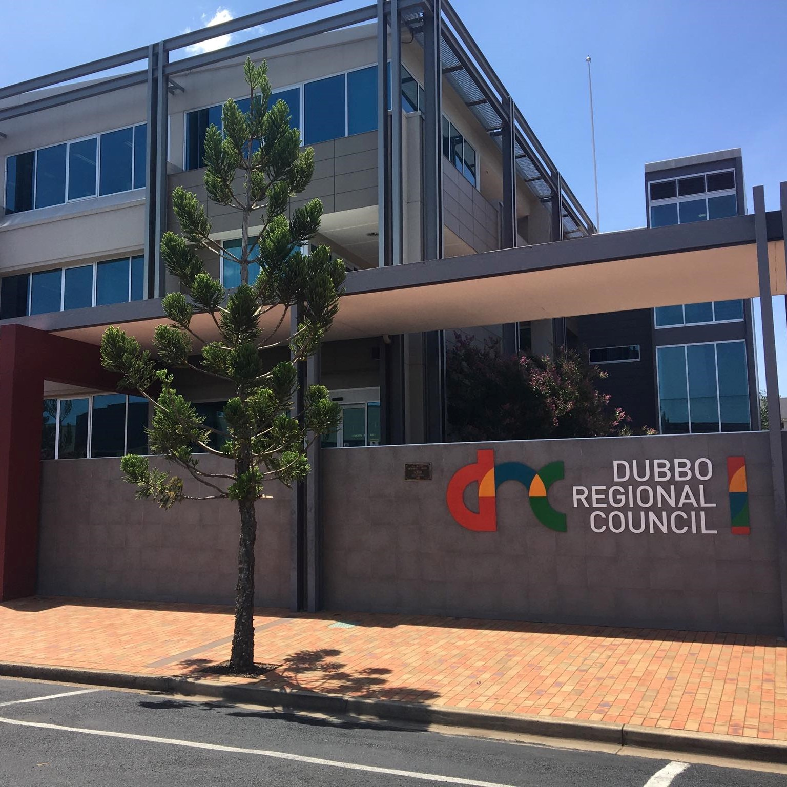 Mayor to push for a Medicare Urgent Care clinic in Dubbo episode artwork