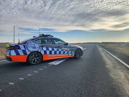 Truck crash blocks key road north of Tumut