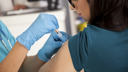 Health Minister sounds the alarm over triple threat of winter illnesses