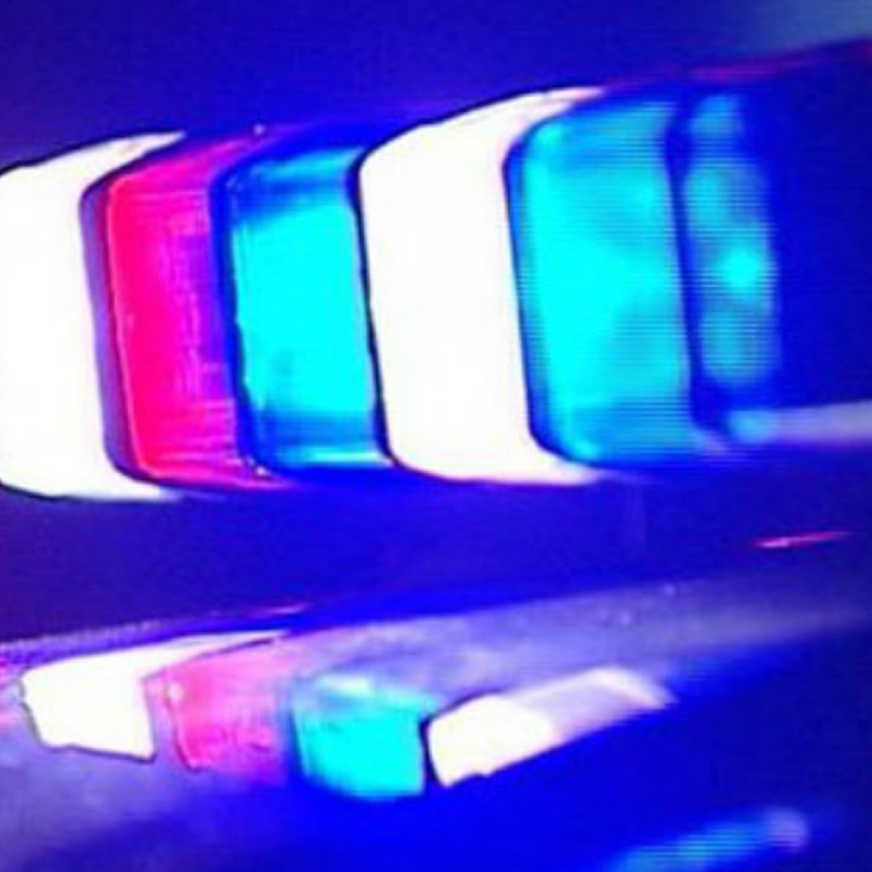 Emergency crews battle early morning fire at Glendale Tech High School