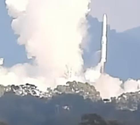 BREAKING: Bowen rocket explodes after launch