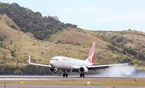 Hamilton Island flights cut by Qantas amid fuel crisis