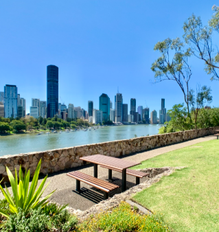 Rock climber falls from Kangaroo Point Cliffs; Redcliffe police appeal for other victims; And Caxton St preparing to back up for Wallabies