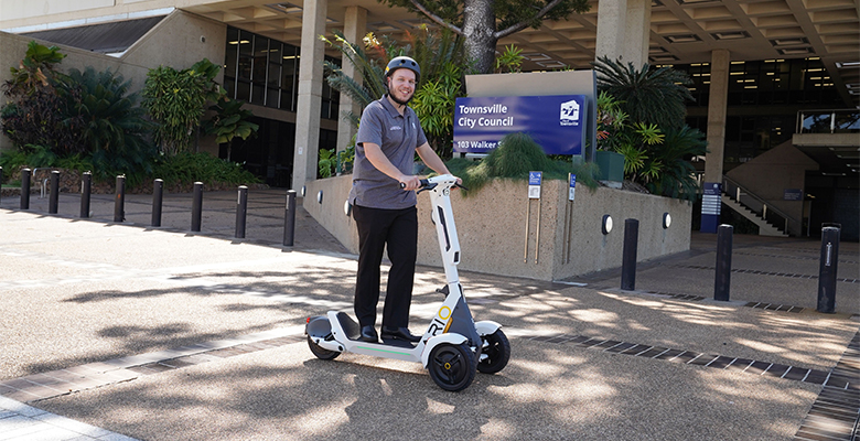RACQ welcomes parliamentary enquiry into e-scooters