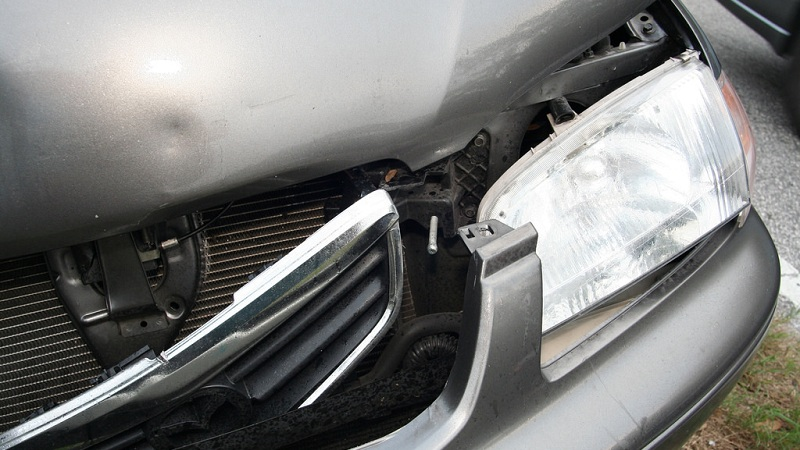Multi car crash on Coomera Bridge causing big delays