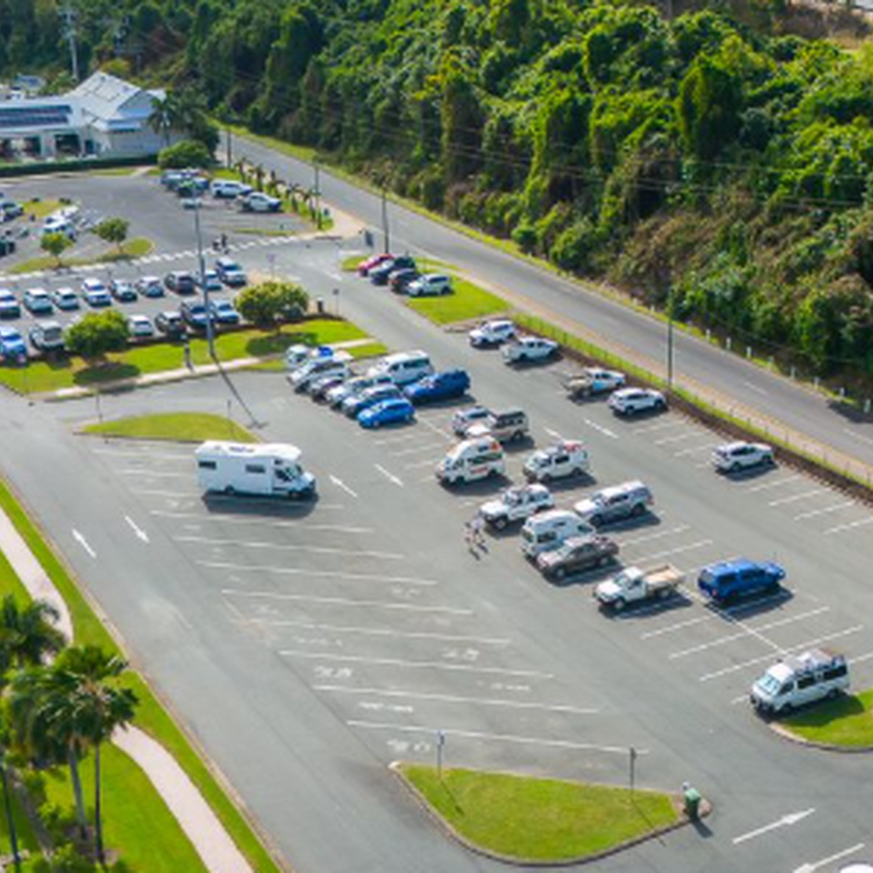 300 more carparks on way to Airlie Beach