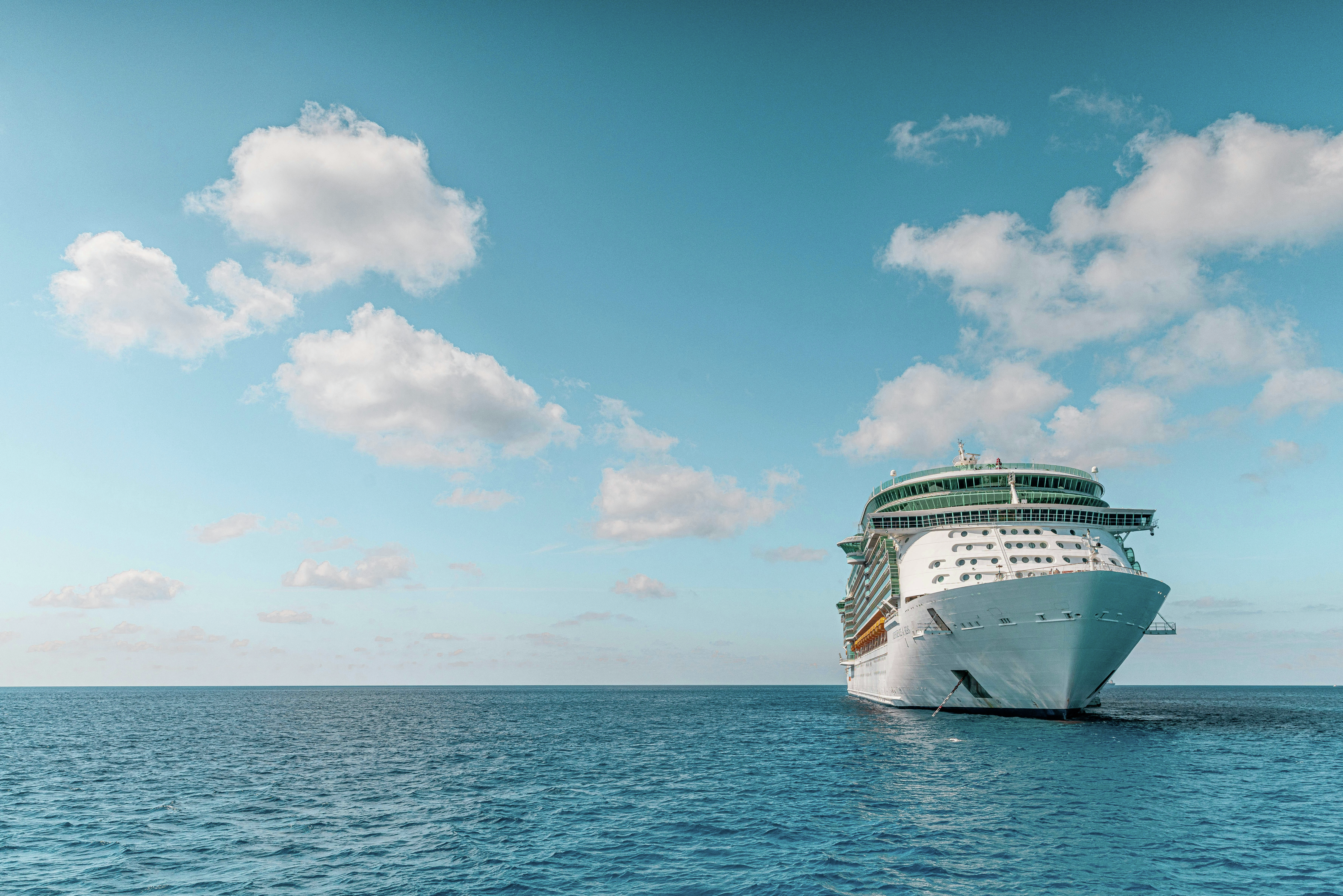 Lizard Island death prompts calls for cruise safety overhaul