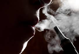 Vaping rates down in Aussie kids aged 14 to 17