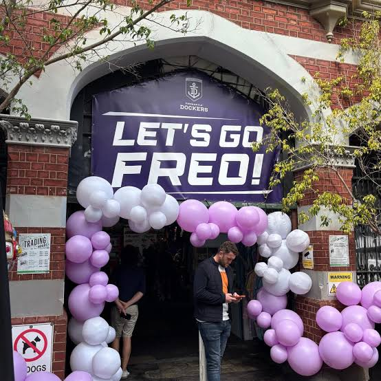Flagmantle Fever hits Freo as Port City gears up for Grand Final parties episode artwork