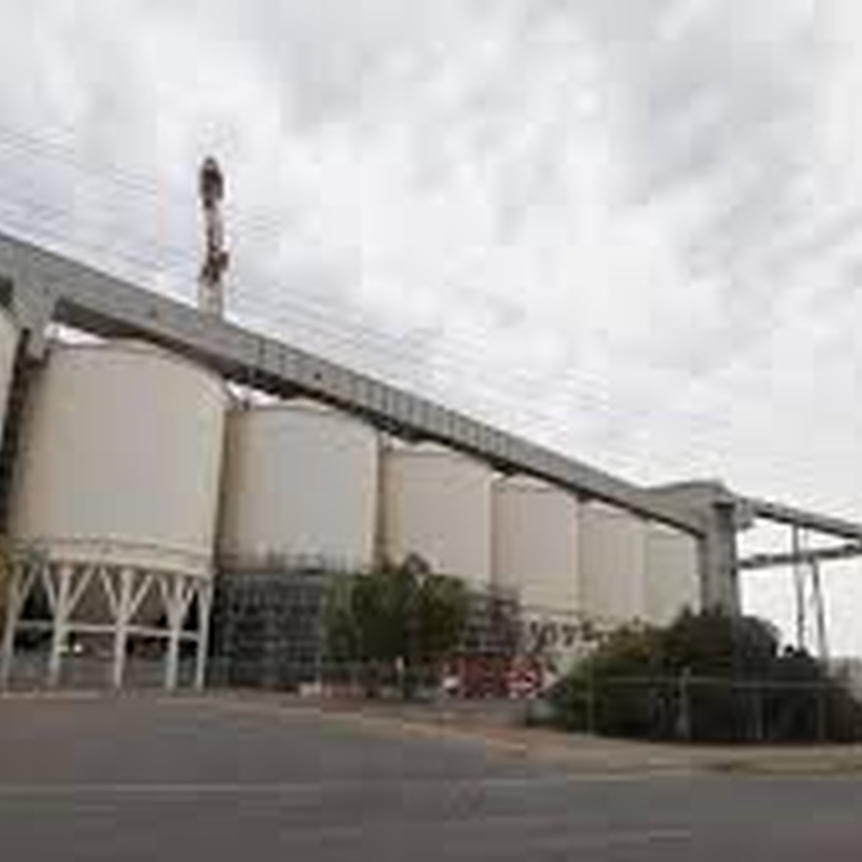 Debate continues as Nationals call for mandatory rail lighting in Regional WA