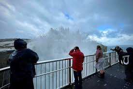 Wild weather for south-west as weather bureau issues storm alerts 