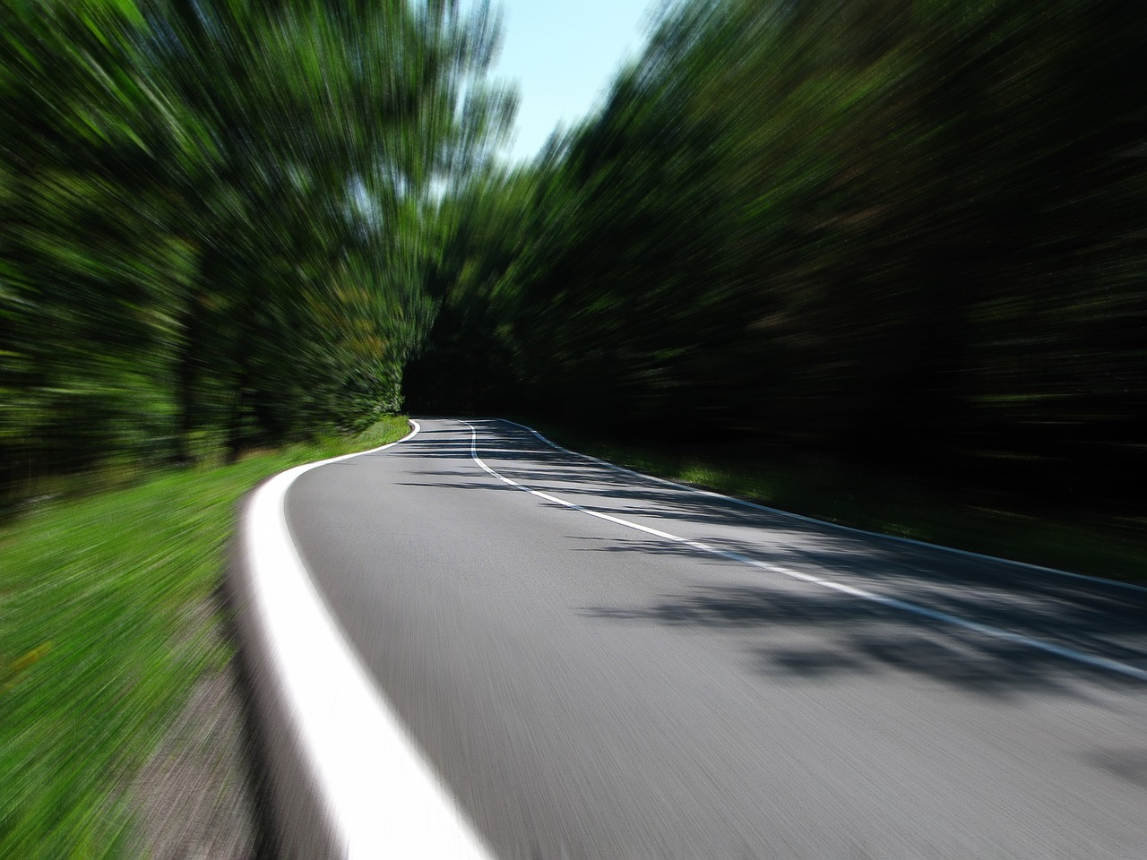 Calls for whoever wins federal election to do more to reduce road trauma across the regions