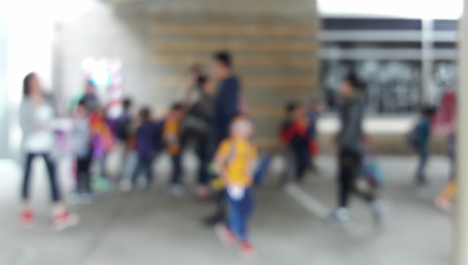 State government to roll out new wave of student assistance payments for WA families
