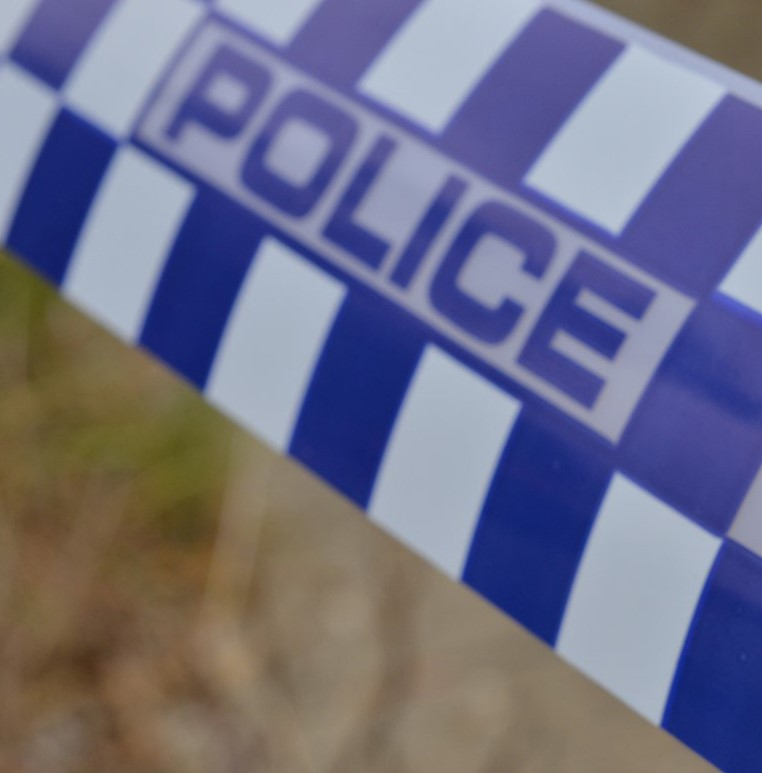 Motorcyclist dies in Kangaroo Flat crash