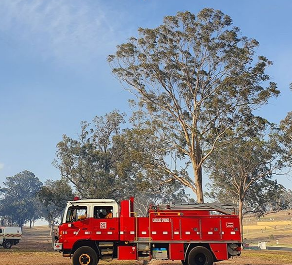 A Watch and Act warning remains in place this morning for the massive Ravenswood South fire