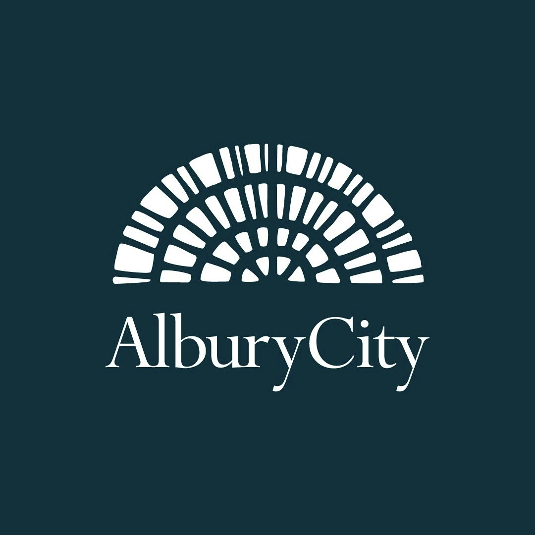 Albury's Mayor, MP Justin Clancy tour redeveloped Sarvaas Park