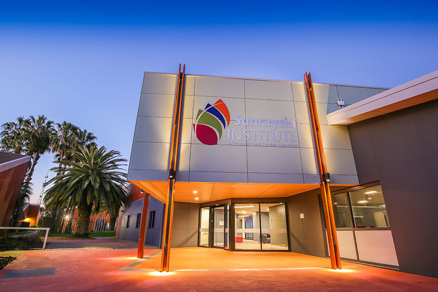 Mallee Family Care unveils plans for a new 40-bed youth foyer at SuniTAFE to tackle homelessness