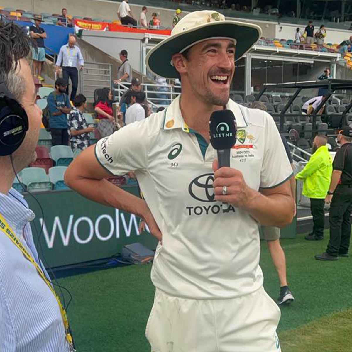 Mitch Starc talks through Day 3 in Brisbane