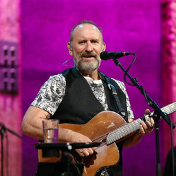 HOMEGROWN: Colin Hay Joins Matty from the USA!
