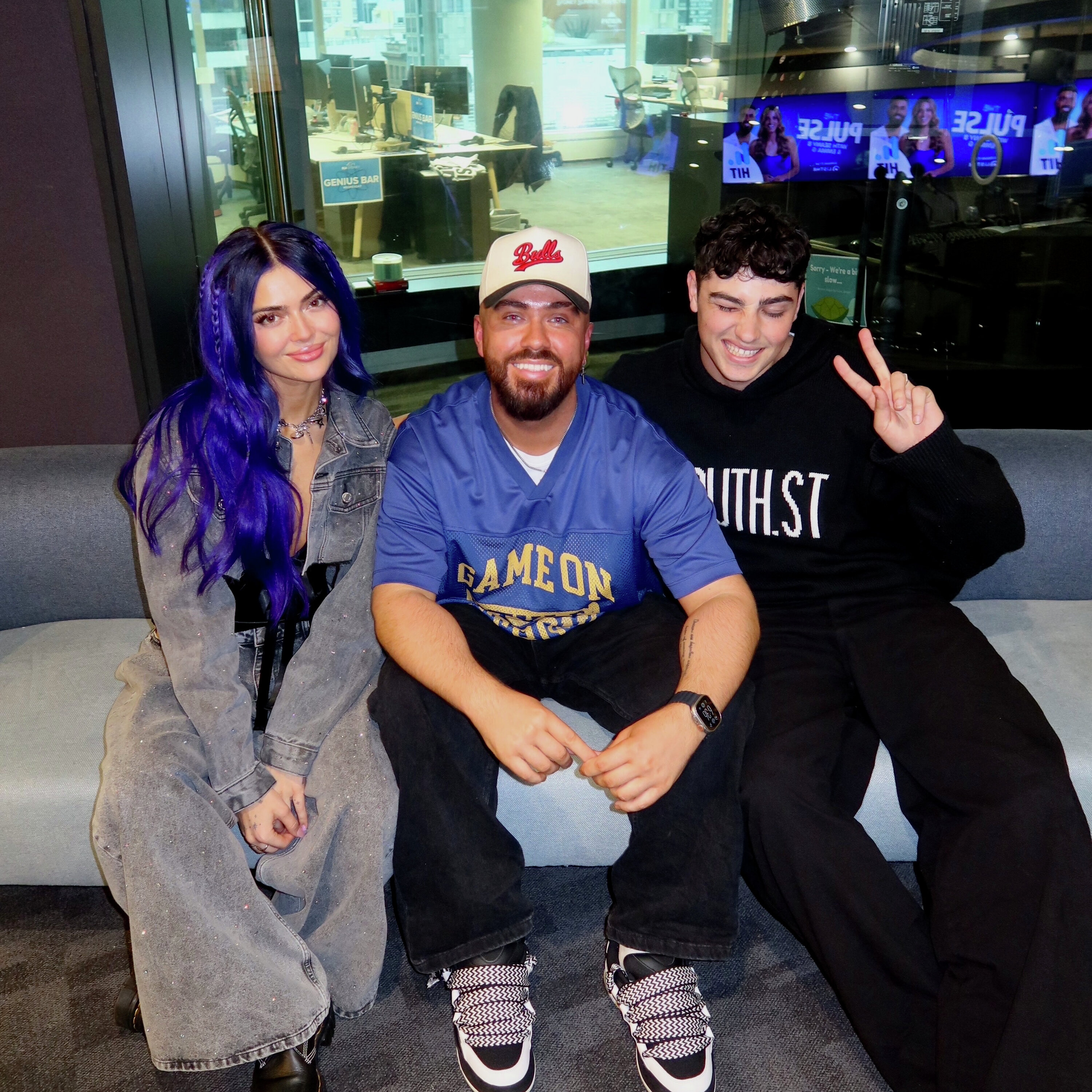 Oliver Cronin & Charley Talk Girl Next Door episode artwork