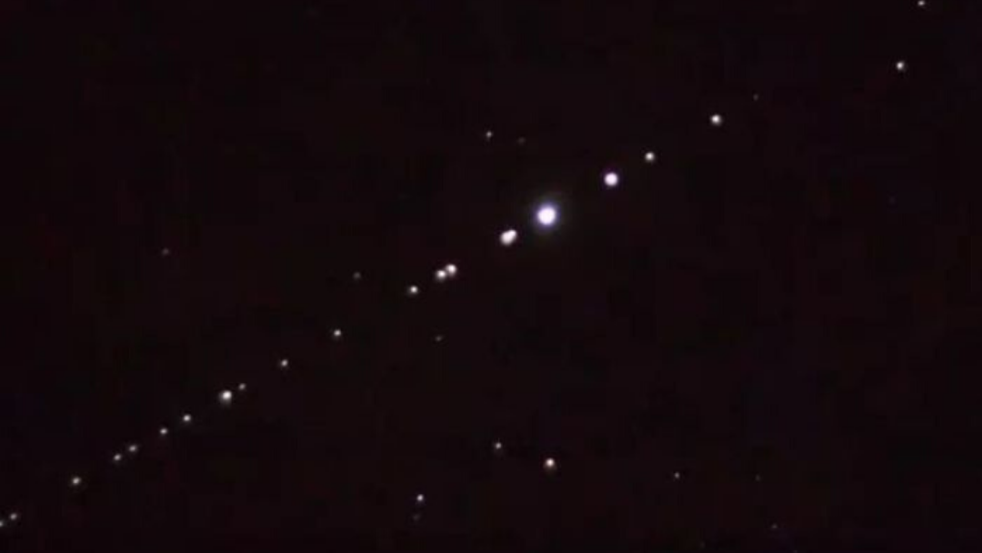 Royal Australian Air Force Chief  Grilled About UFO's | BONUS