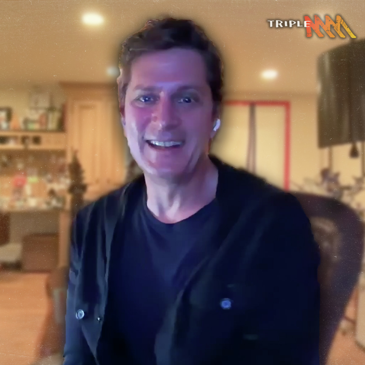 Rob Thomas joins Rosie Walton on Triple M Melbourne