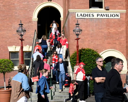 Hundreds of Swans fans walk out before men's game at the SCG episode artwork