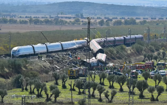 Spain train collision kills 68, Australians believed safe episode artwork