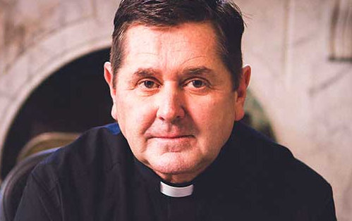 Youth Off The Streets founder Father Chris Riley dies at 70