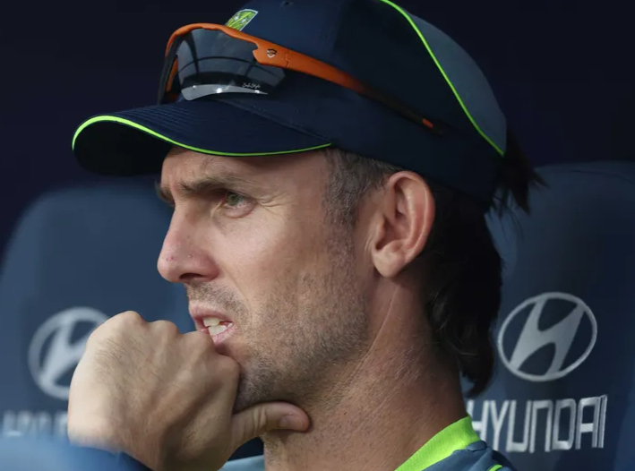 Mitch Marsh missing from the Aussie T20 squad, again
