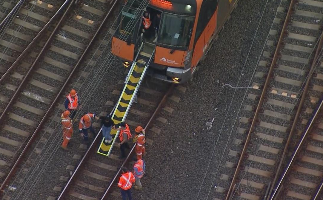 Afternoon peak hit by rolling train delays, regular timetable off track in Sydney