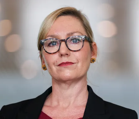 Larissa Waters steps down as Greens leader due to health battle episode artwork