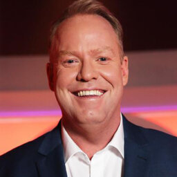 Peter Helliar Shares His Tips On How To Cope in Isolation With A Partner