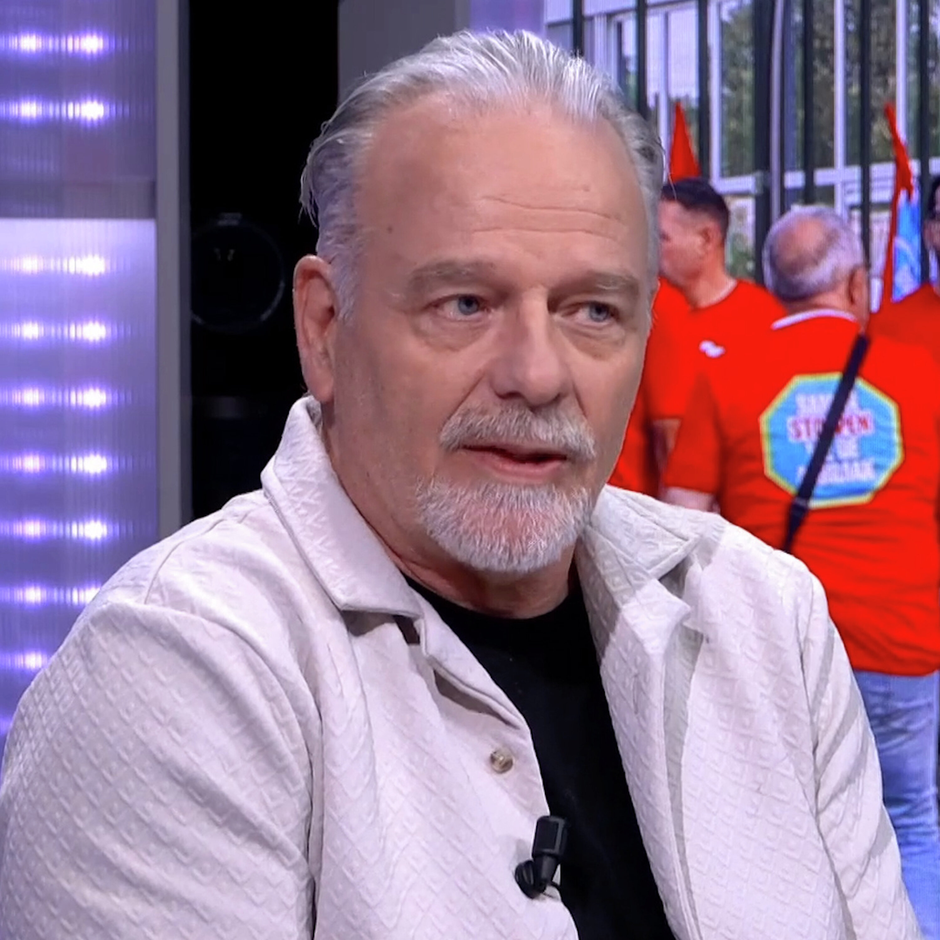 'Mensen voelen geen vangnet meer vanuit de overheid' episode artwork