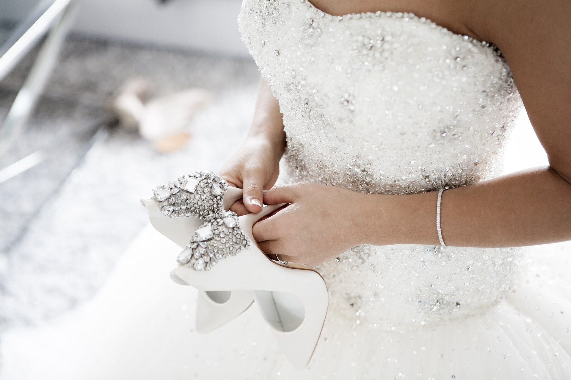 X-Files: This wedding gown deserves it's own room