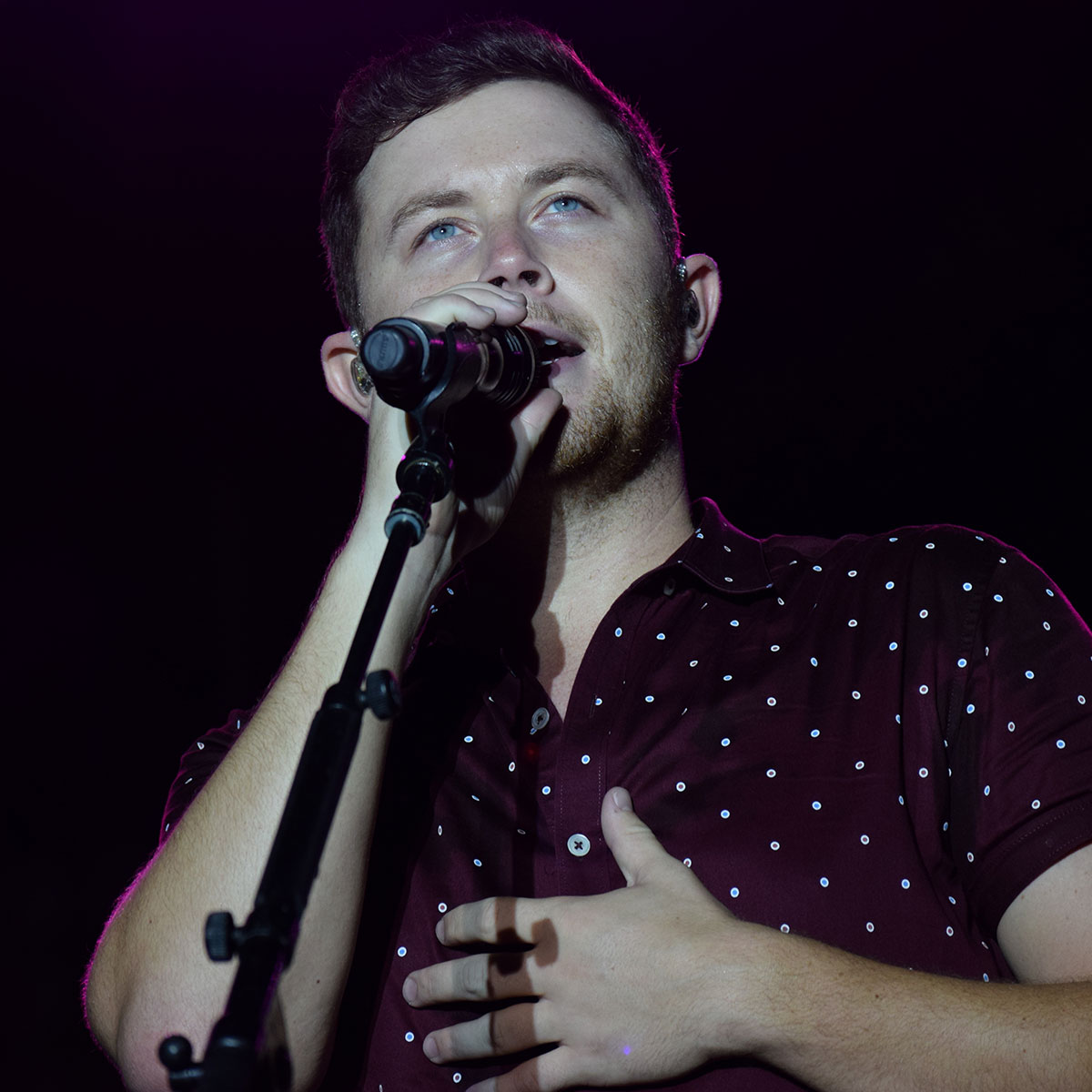 Scotty McCreery On Tom Brady